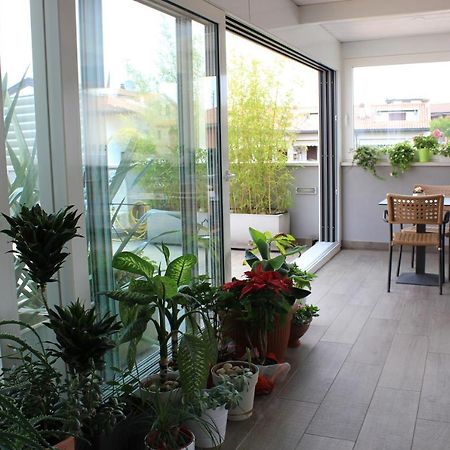 Rooms Il Punto Πεσκιέρα ντελ Γκάρντα Εξωτερικό φωτογραφία
