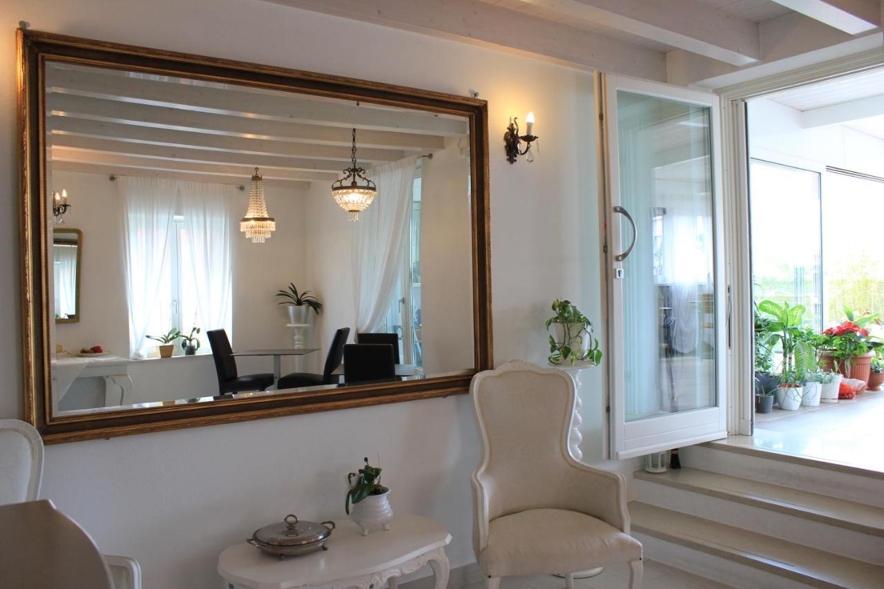Rooms Il Punto Πεσκιέρα ντελ Γκάρντα Εξωτερικό φωτογραφία